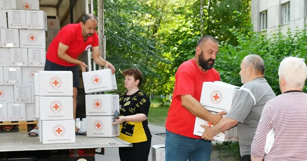 Світлина з сайту Харківської обласної організації "Червоного хреста" Гуманітарна допомога надаватиметься за графіком на порталі Gromada Group