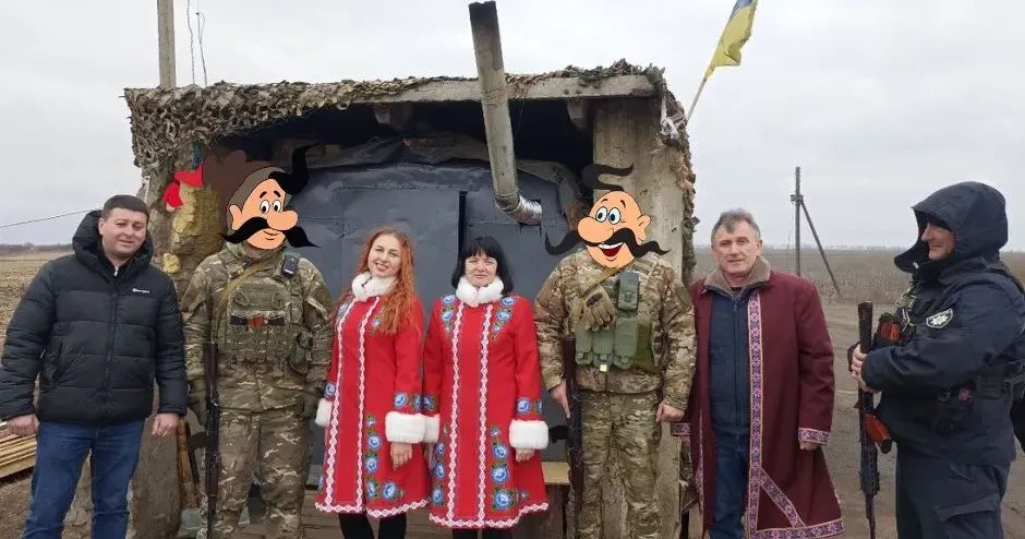 Фото: Борівська селищна рада У Борівській громаді привітали з Масляною захисників України та стражів порядку