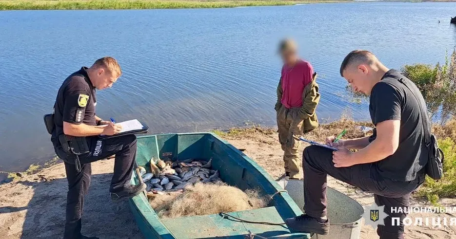 Світлини — Головне управління Нацполіції в Харківській області Браконьєрство на Осколі на порталі Gromada Group