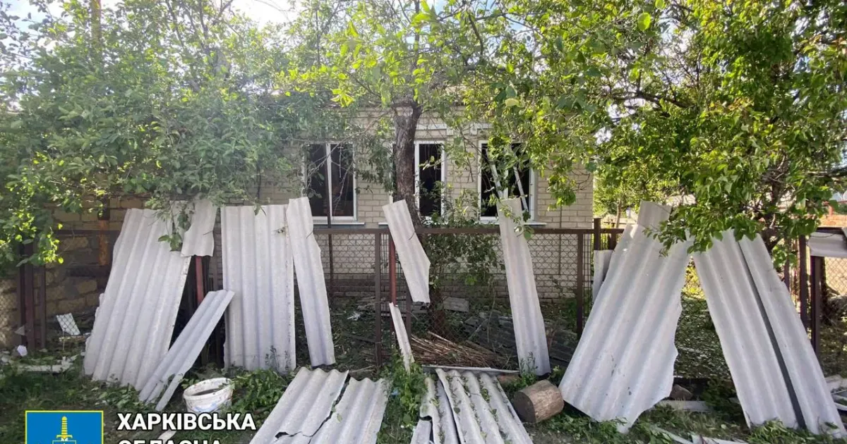 Наслідки одного з ворожих обстрілів на території Борівської громади Наслідки одного з обстрілв на території Борівської громади