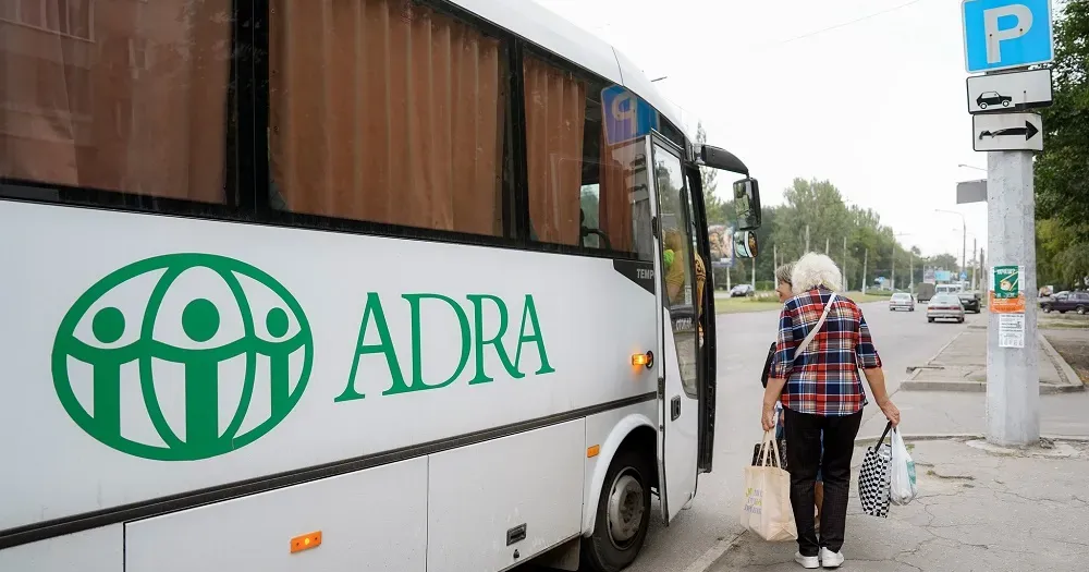 Світлина — благодійна організація "АДРА" 26 вересня в Боровій продовжать видачу гуманітарної допомоги на порталі Gromada Group